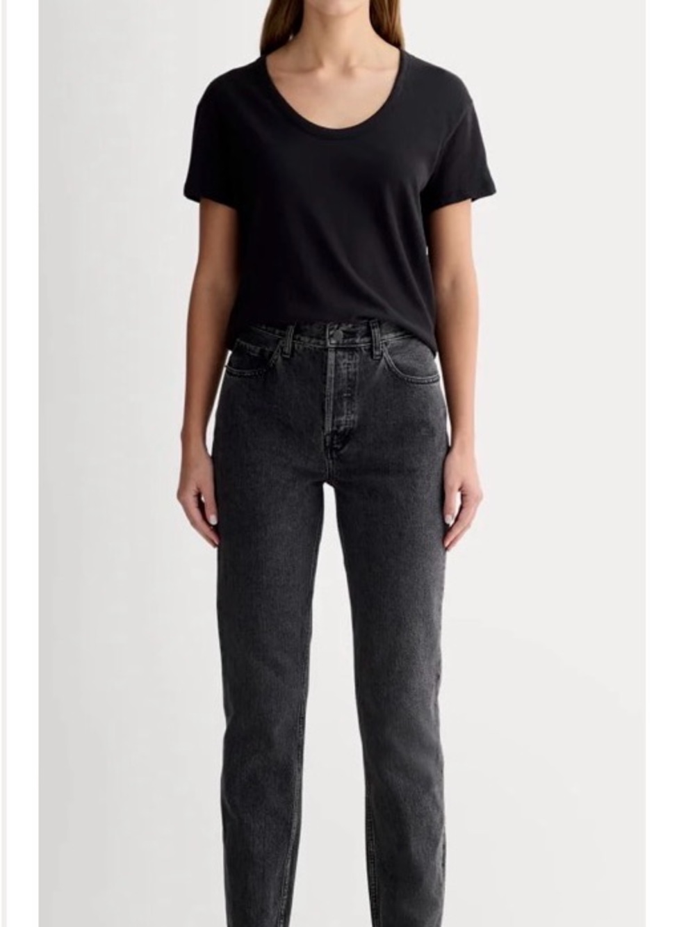 Everlane High-Rise Straight Jeans in Washed Black